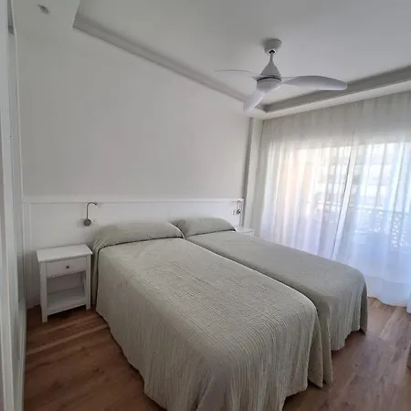 Seafront Apartment Marbella Esterno foto
